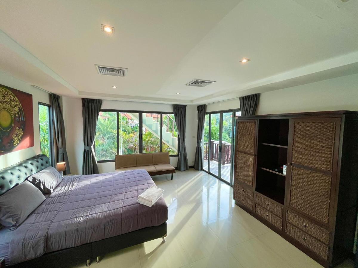 Private Pool & Jacuzzi Villa, Phratumnak, - 600m From The Beach, 711 Nearby * Pattaya